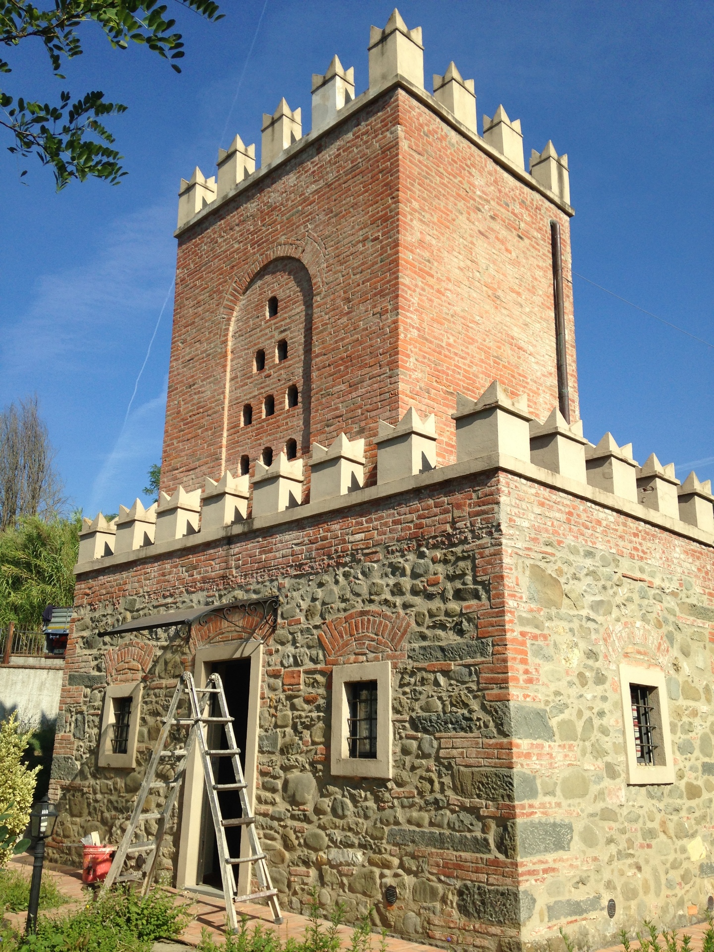 Ristrutturazione, recupero e restauro di edifici storici, ville e casali